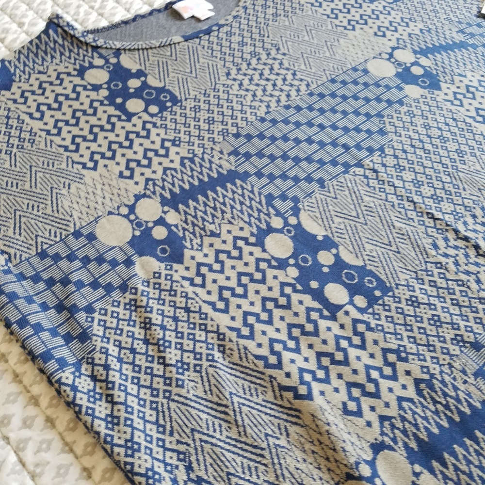 NWT Lularoe Irma Tunic XS Blue Beige Patchwork